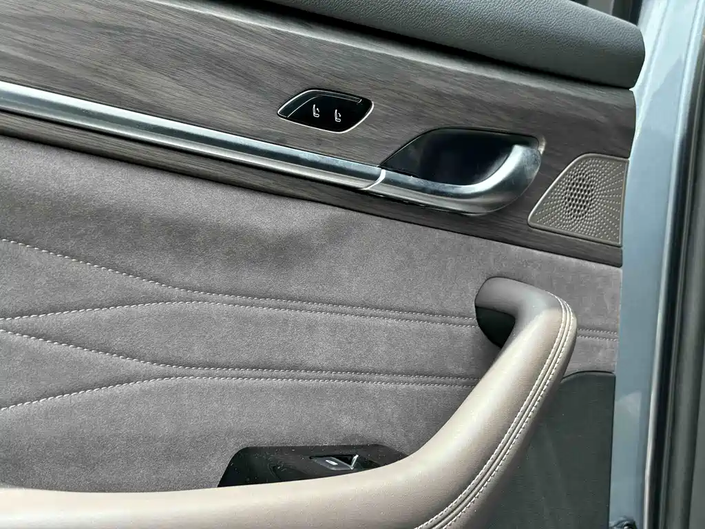 Geely Xingyue L — миниатюра 27