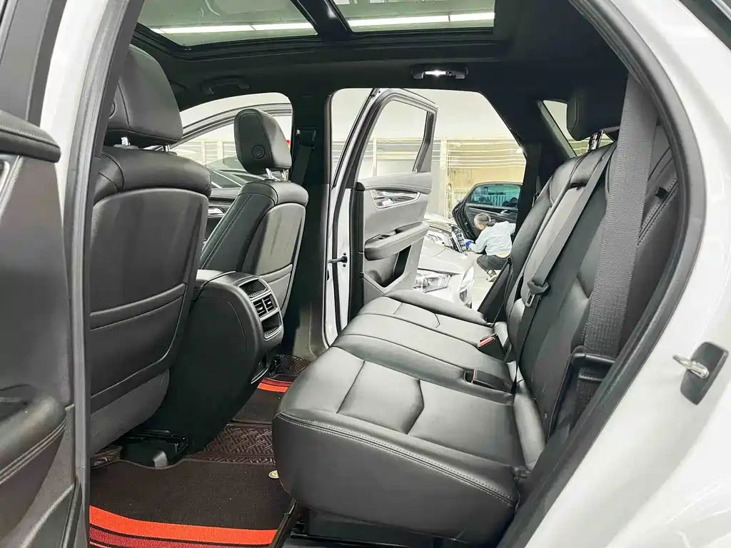 Cadillac XT5 2021 2.0T Luxury