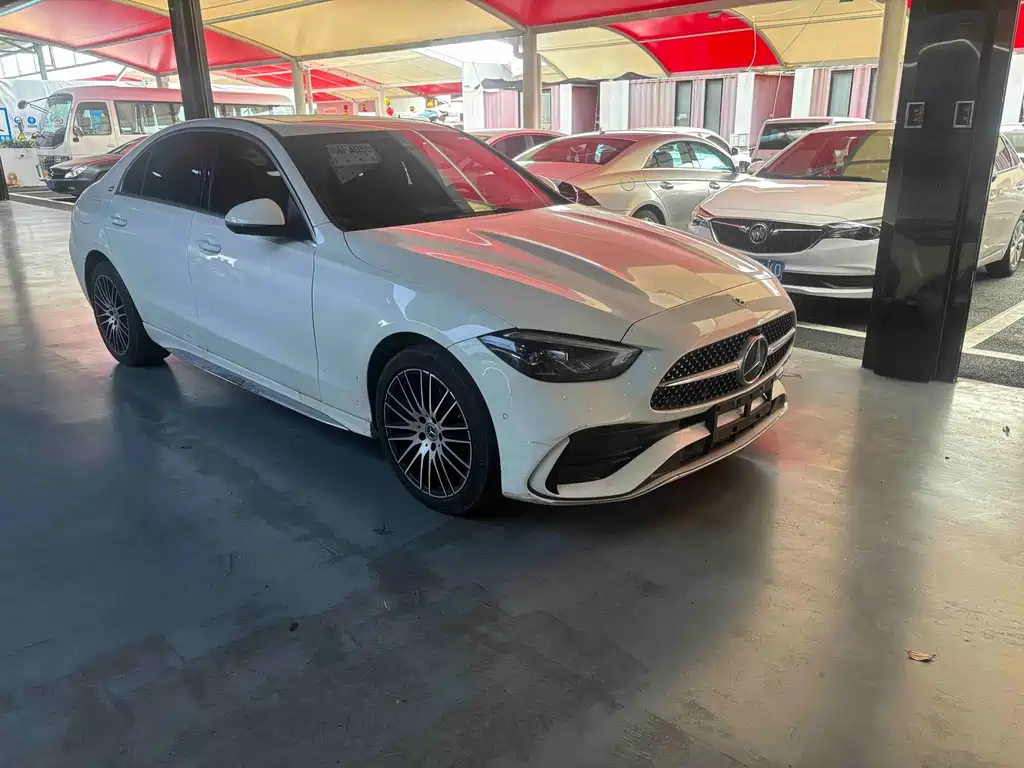 Mercedes-Benz C-Class — миниатюра 3