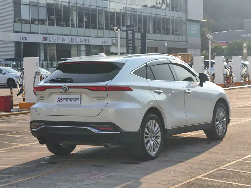 Toyota Harrier — миниатюра 6