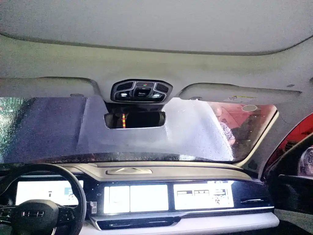 Geely Xingyue L — миниатюра 19