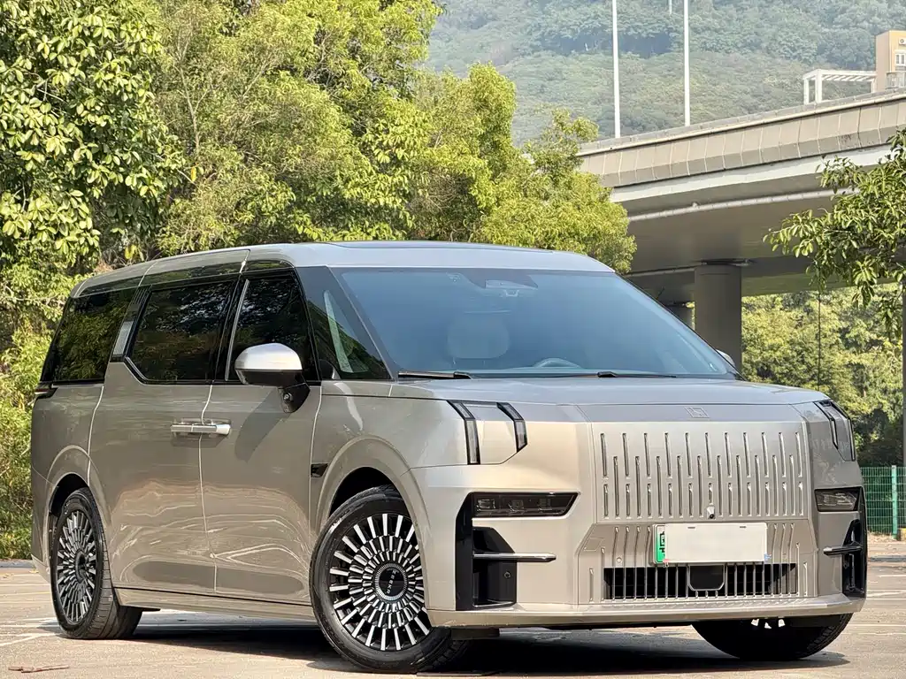 ZEEKR EXTREME KRYPTON 009