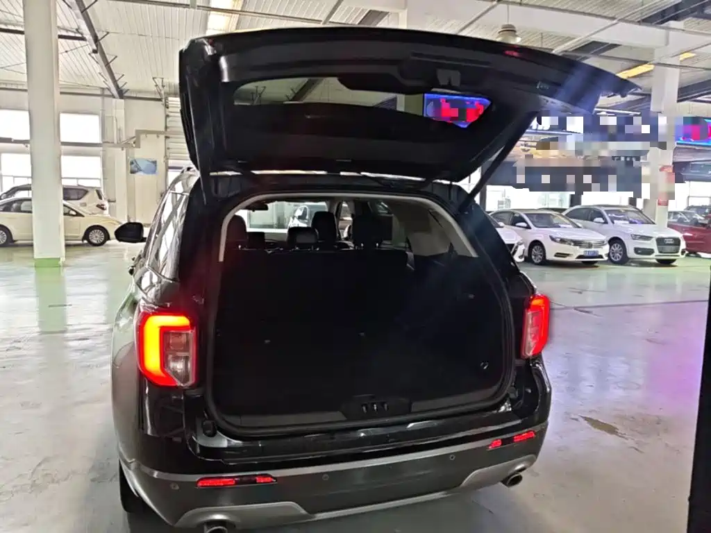 Ford Explorer — миниатюра 19