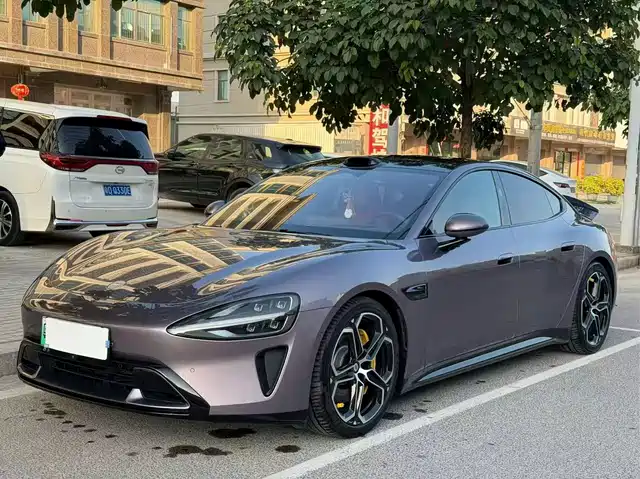 XIAOMI CAR XIAOMI SU7 2025