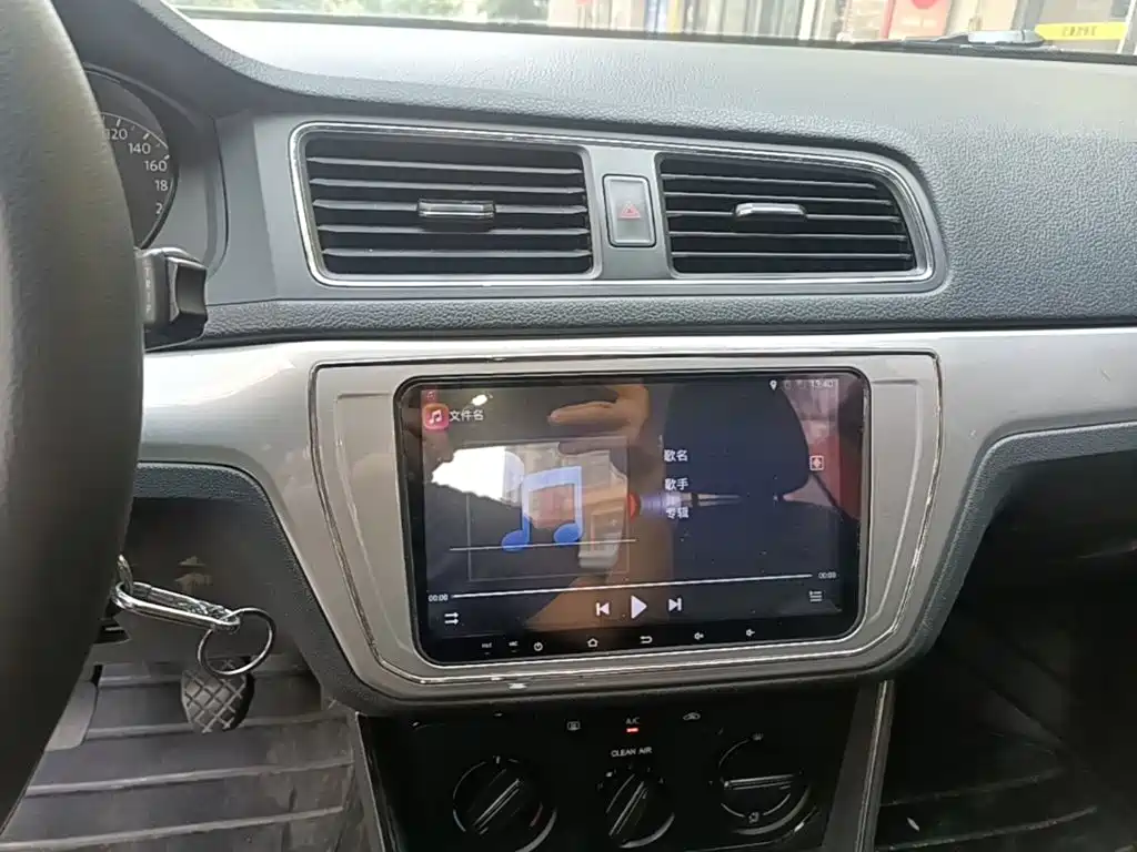 Volkswagen Lavida — миниатюра 13
