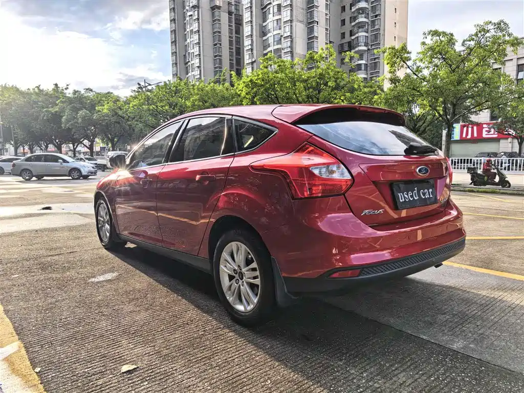 Ford Focus 2012 1.6L AT Comfort