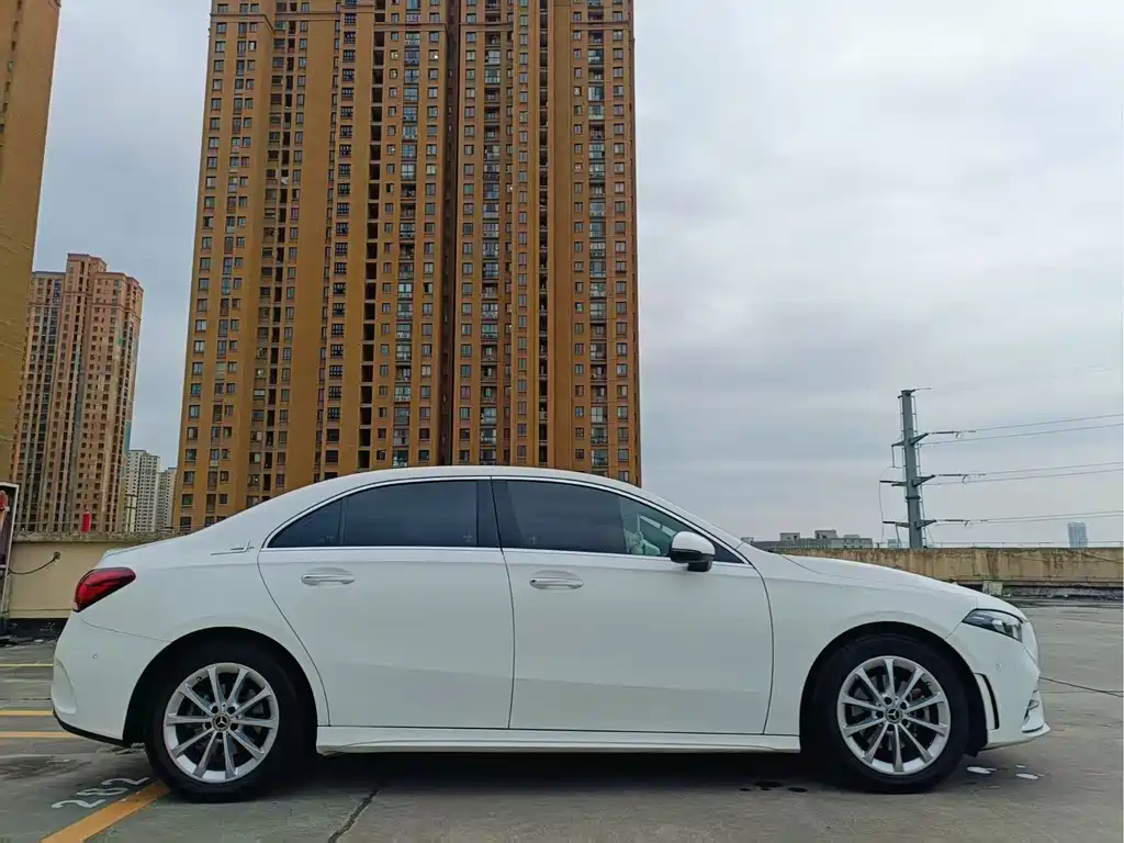 Mercedes-Benz A-Class — миниатюра 3