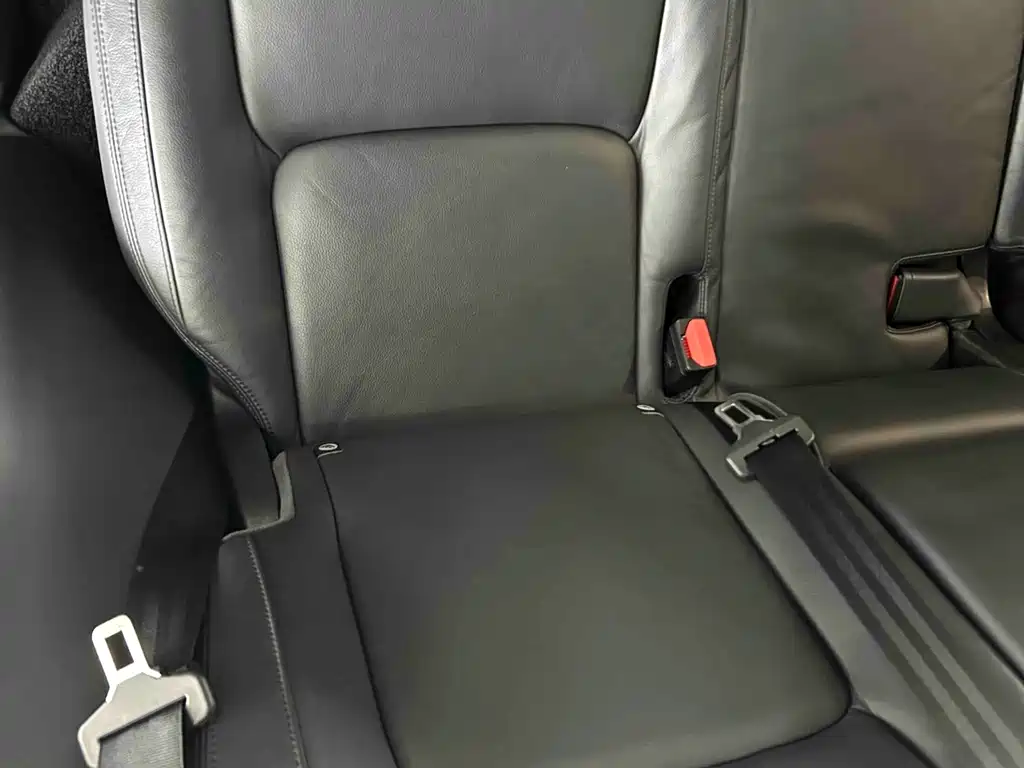 Land Rover Range Rover — миниатюра 18