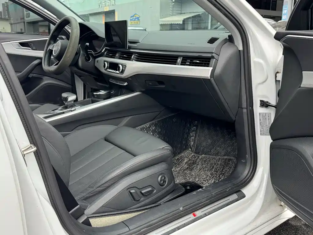Audi A4 (Import) — миниатюра 10