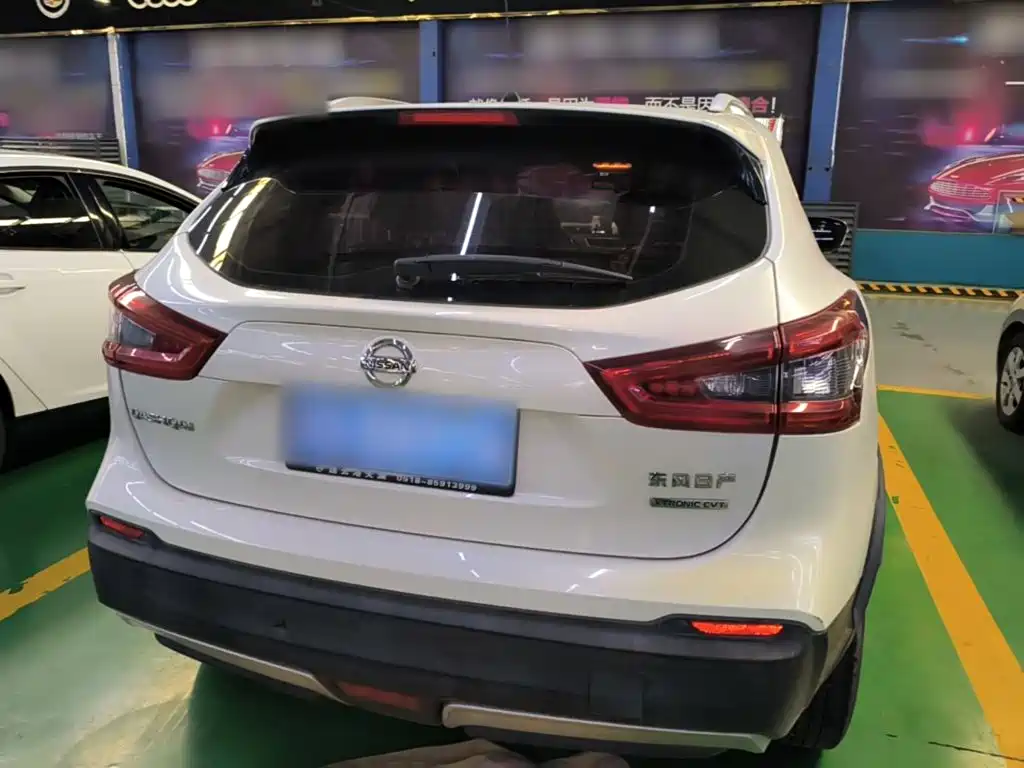 Nissan Qashqai — миниатюра 6