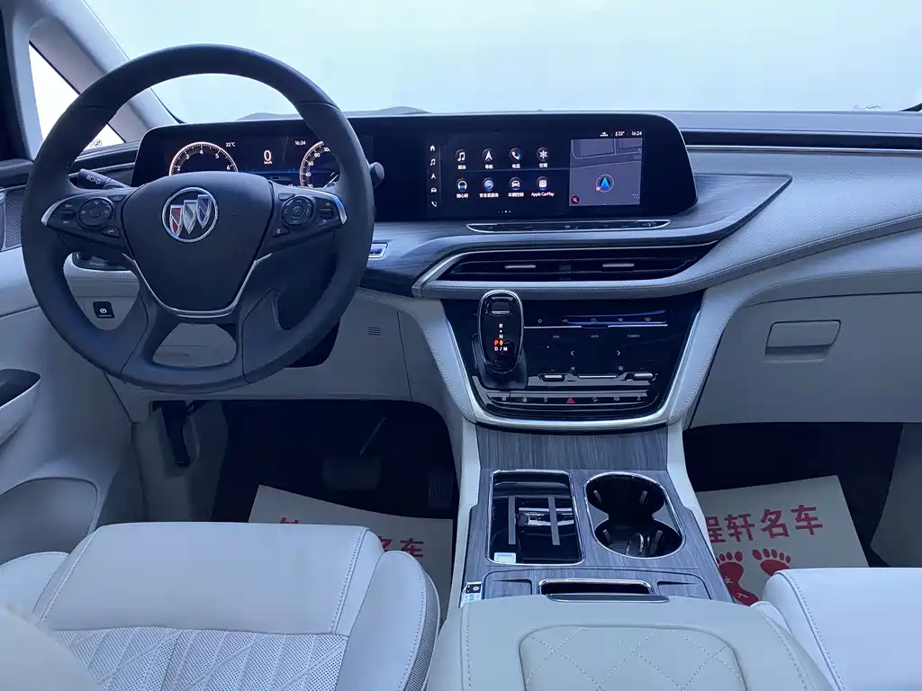 Buick GL8 — миниатюра 9