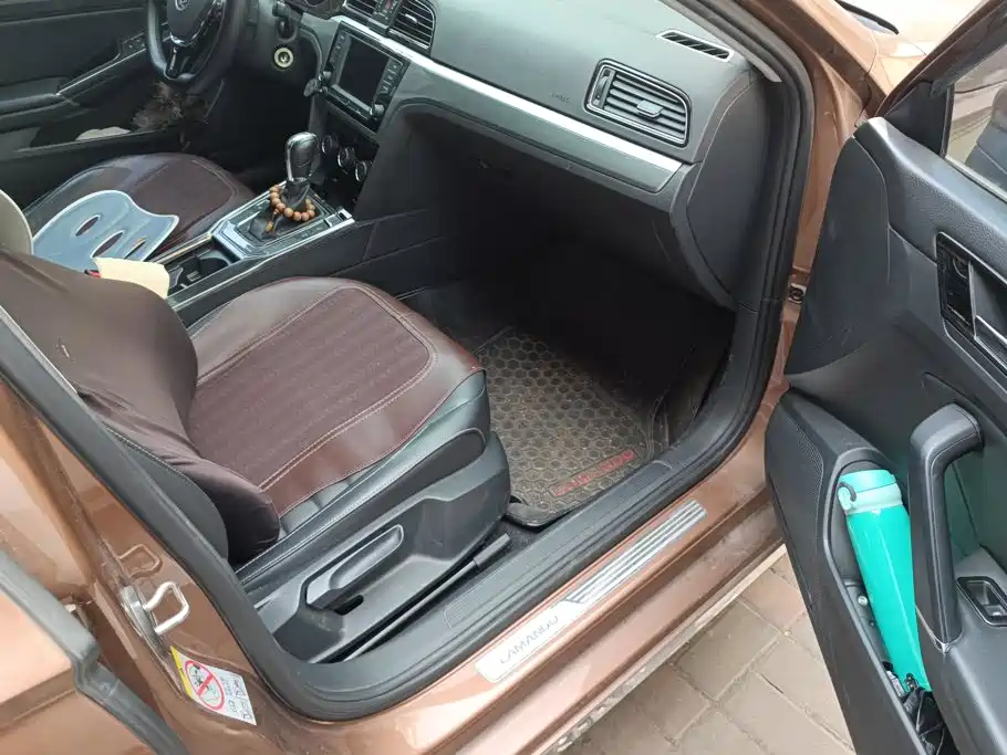 Volkswagen Lamando — миниатюра 8