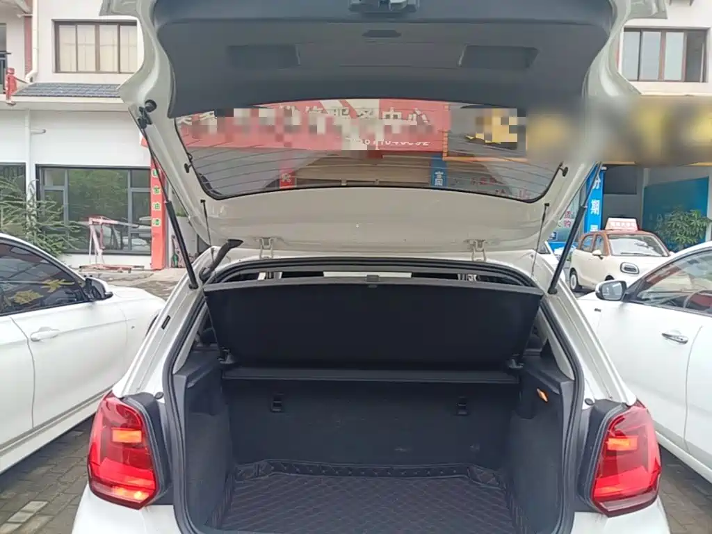 Volkswagen Polo — миниатюра 19