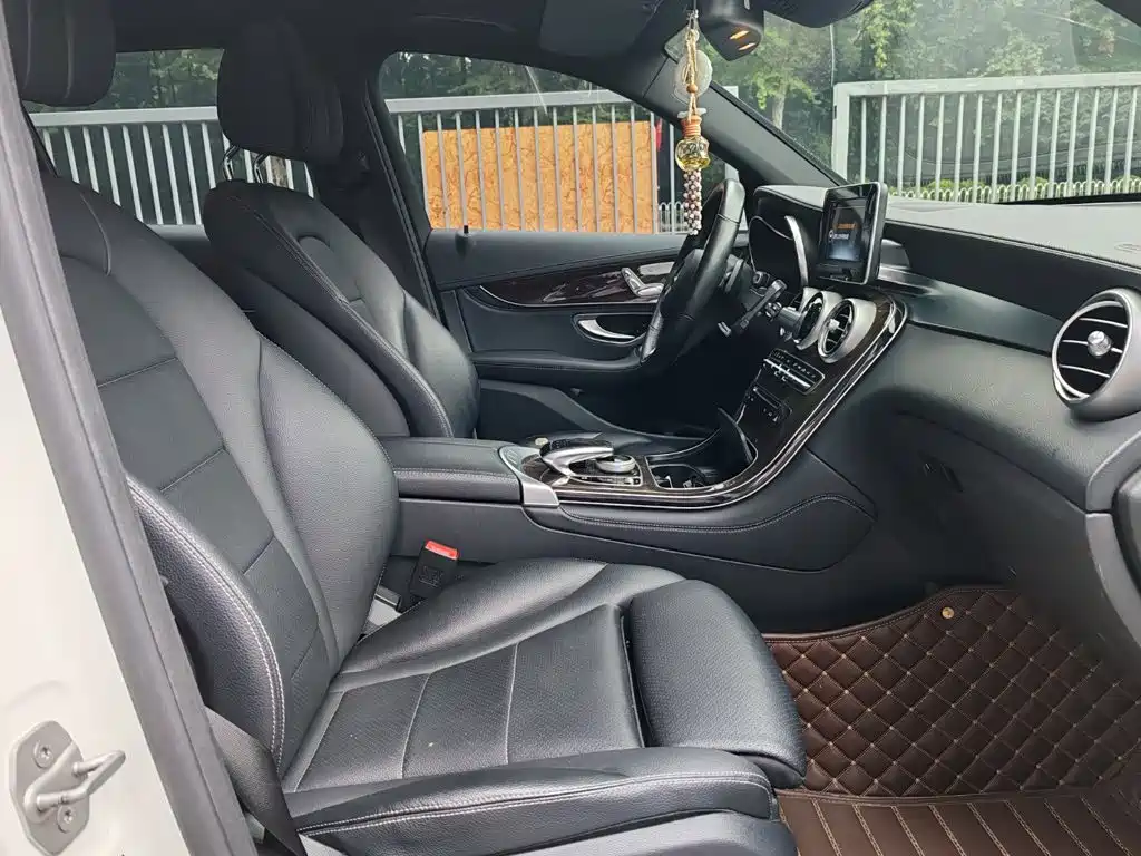Mercedes-Benz GLC — миниатюра 10