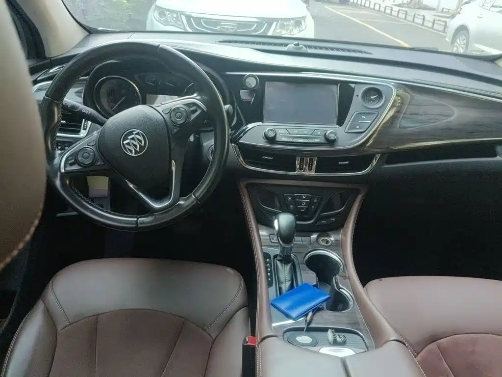Buick Envision Plus — миниатюра 10
