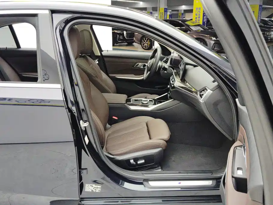 BMW 3 Series — миниатюра 8