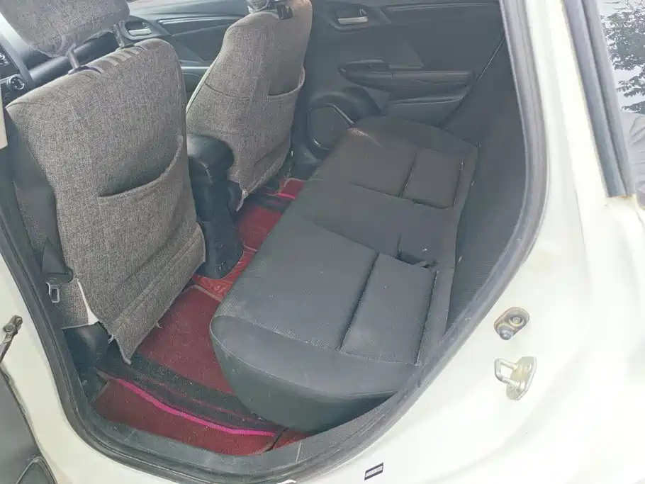 Honda Fit — миниатюра 11