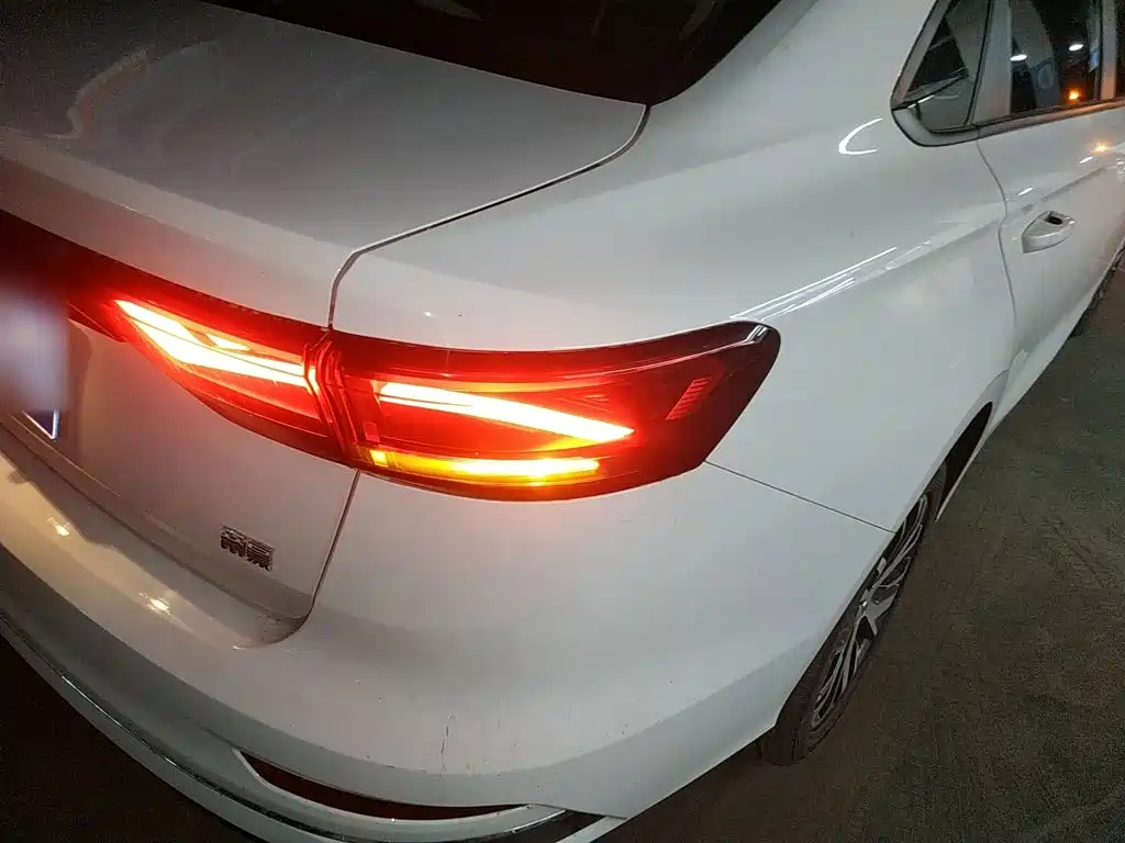Geely Emgrand — миниатюра 24