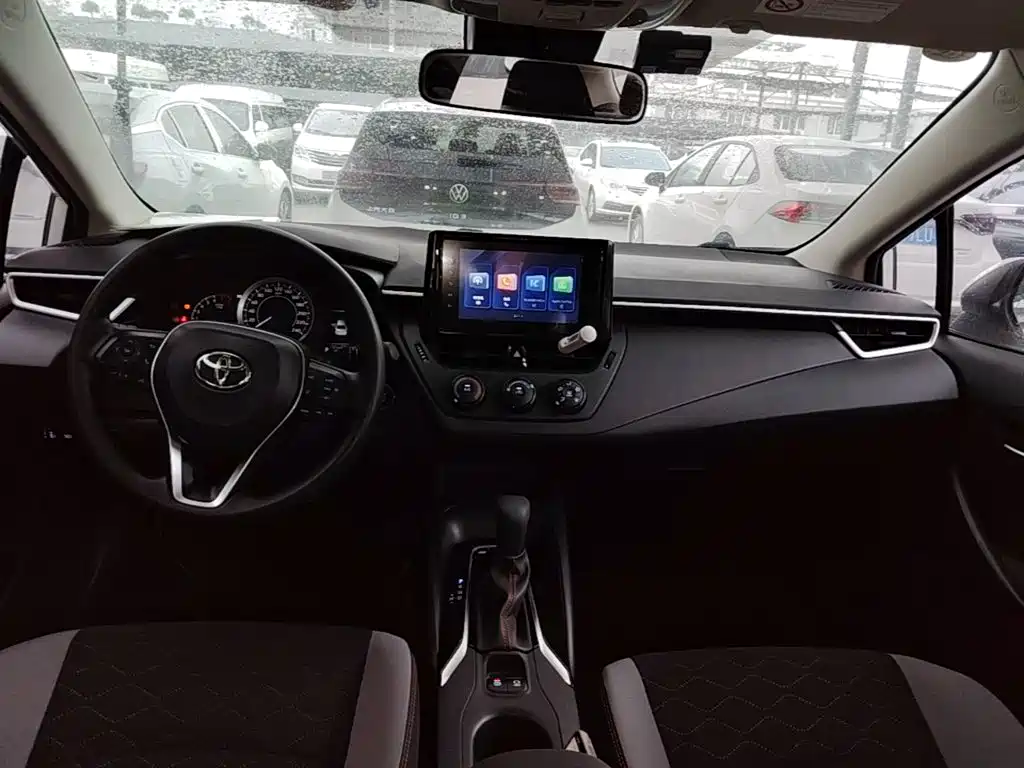 Toyota Corolla — миниатюра 10