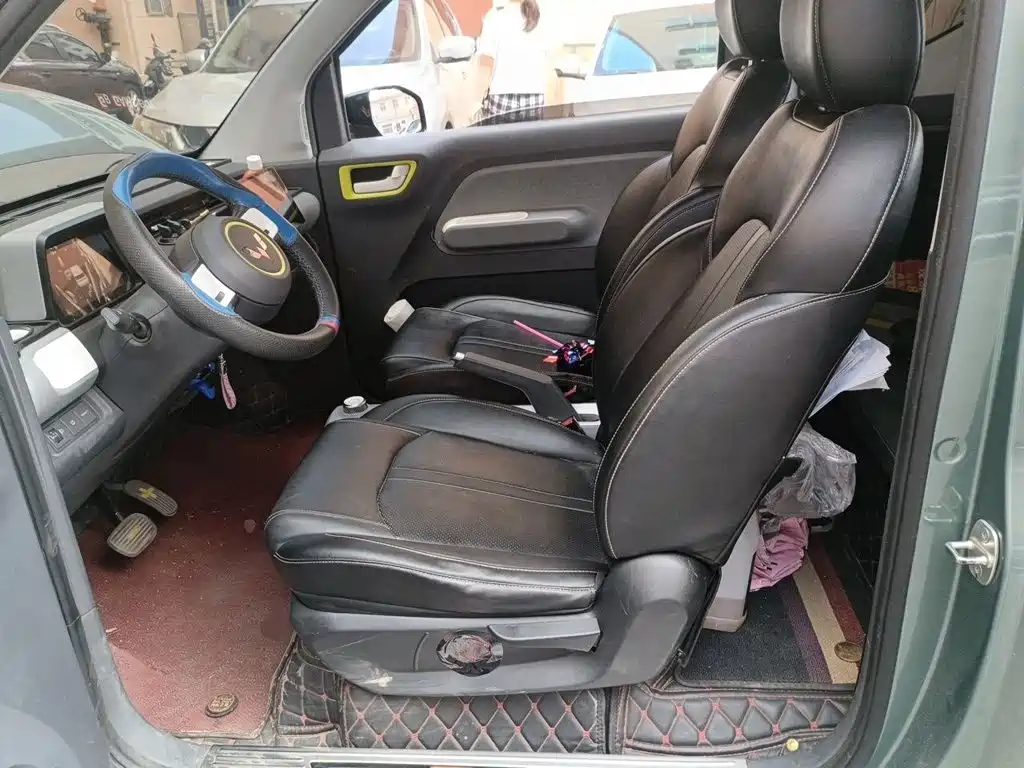 Wuling MINIEV — миниатюра 8