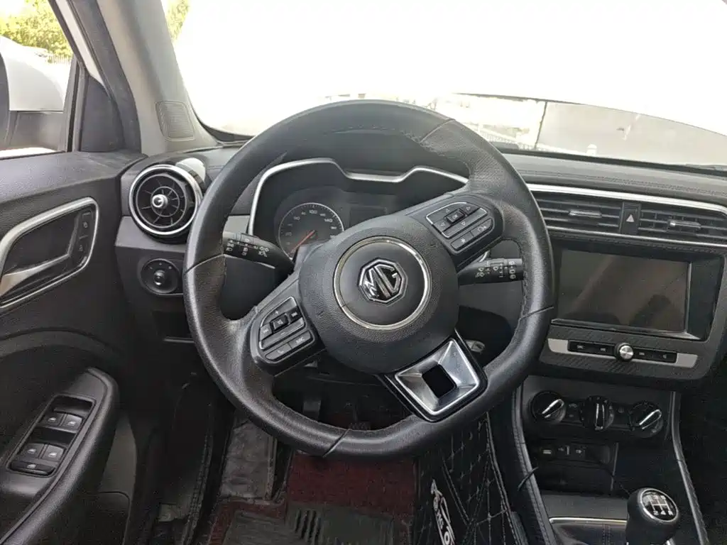 MG ZS — миниатюра 11