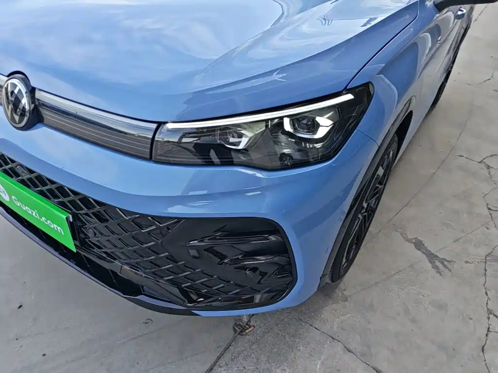 Volkswagen Tiguan L — миниатюра 24