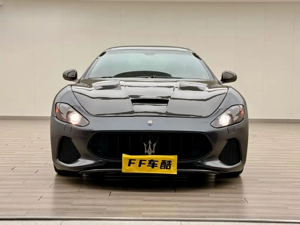 Maserati GranTurismo — миниатюра 4
