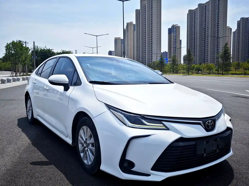 Toyota Corolla — миниатюра 2