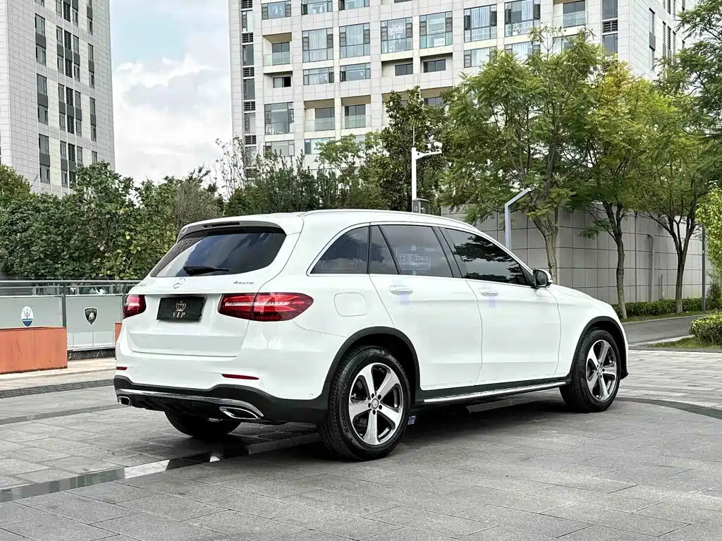 Mercedes-Benz GLC — миниатюра 10