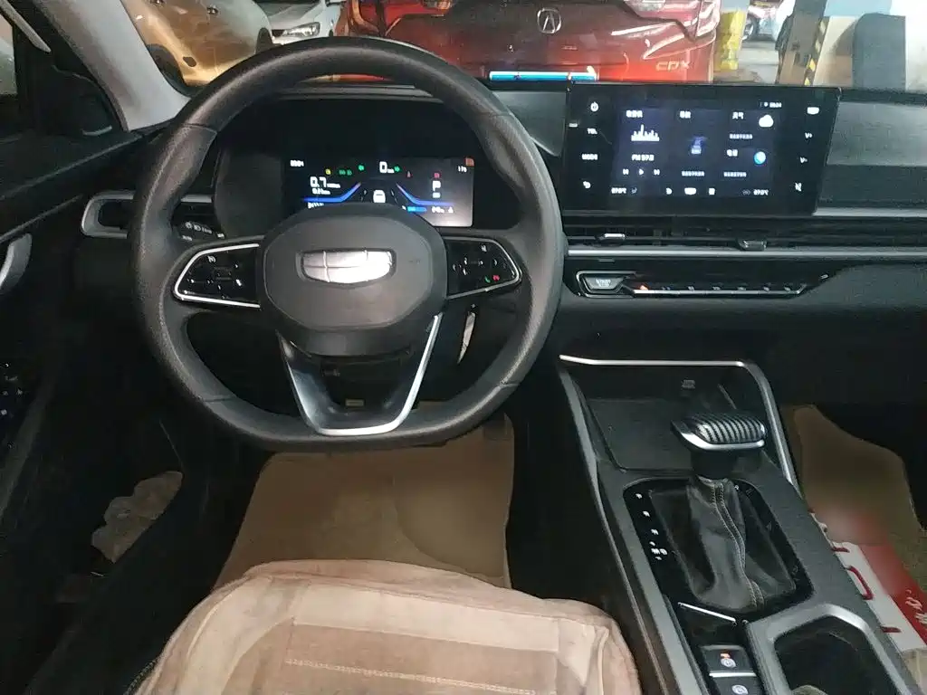 Geely Emgrand — миниатюра 7