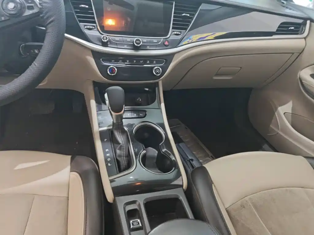 Buick Verano — миниатюра 14