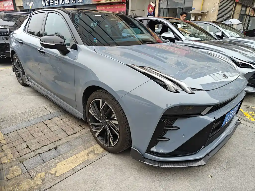 Lynk & Co 03 — миниатюра 3