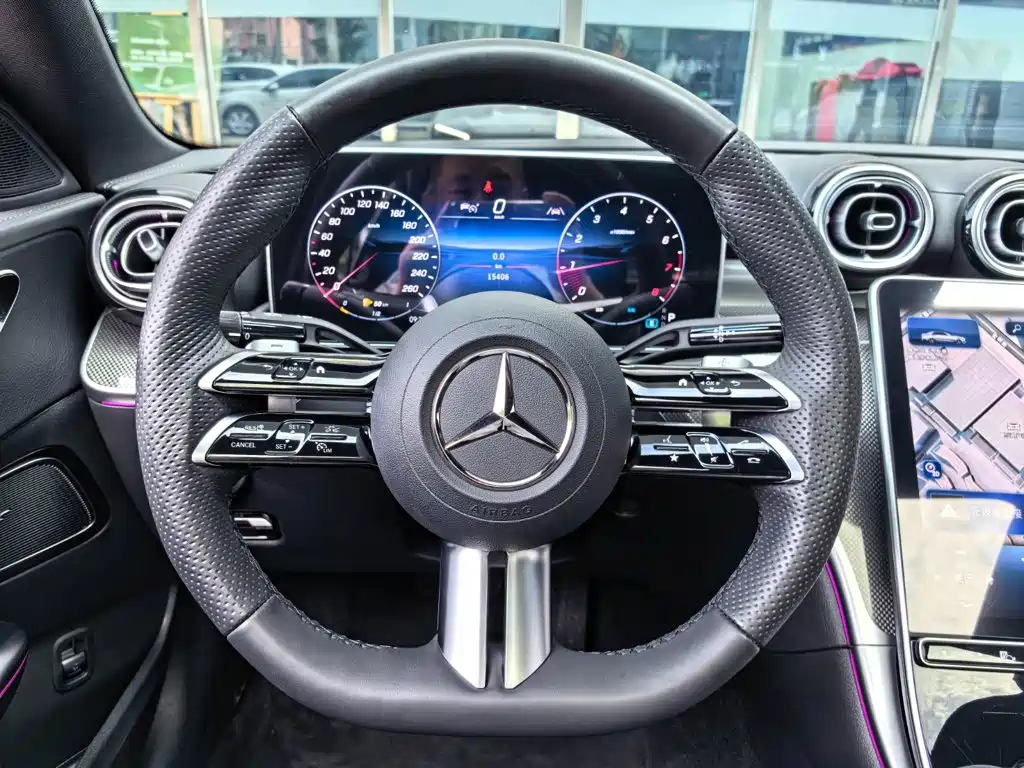 Mercedes-Benz C-Class — миниатюра 9