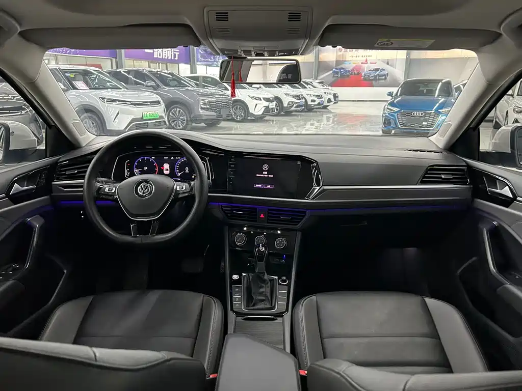 Volkswagen Sagitar 2022 280TSI DSG