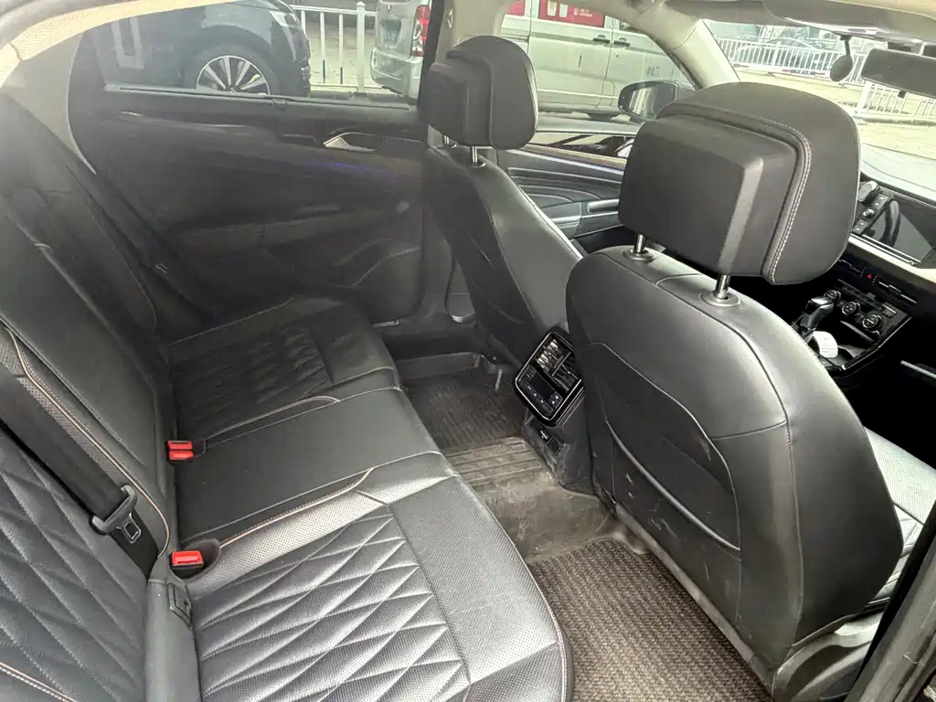 Volkswagen Passat — миниатюра 6