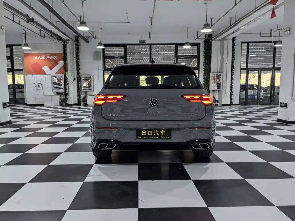 Volkswagen Golf — миниатюра 14
