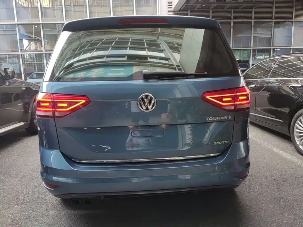 Volkswagen Touran — миниатюра 6