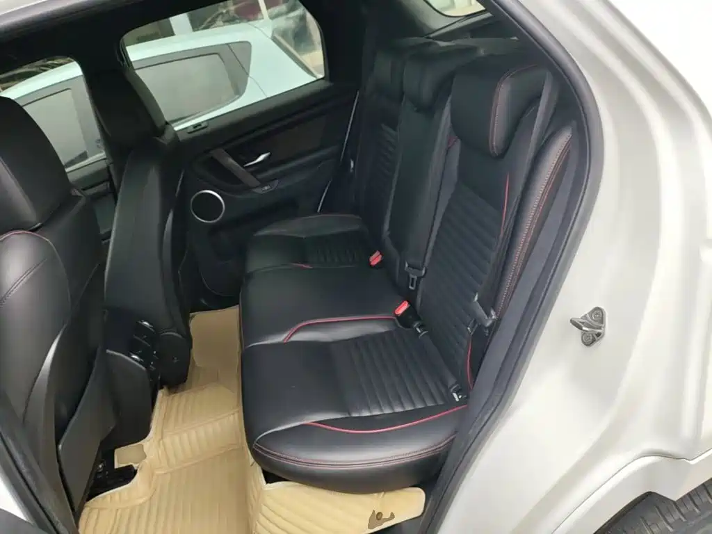 Land Rover Discovery Sport — миниатюра 17