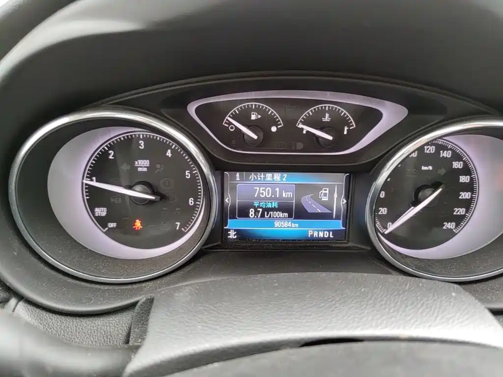 Buick Envision Plus — миниатюра 12