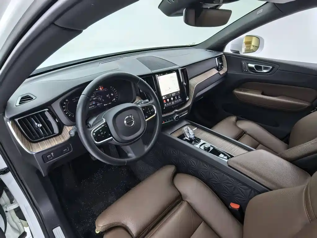 Volvo XC60 — миниатюра 17