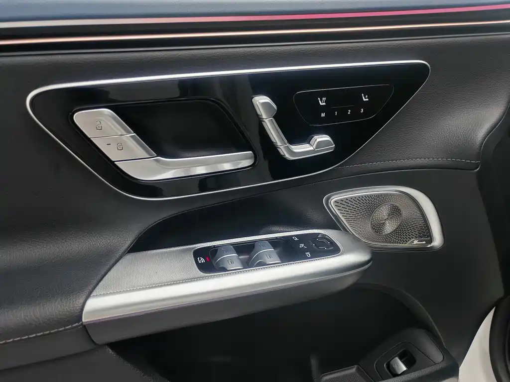 Mercedes-Benz EQE — миниатюра 13