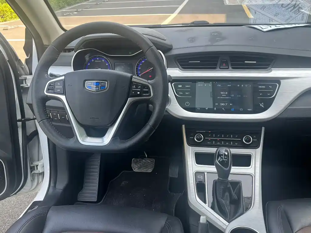 Geely Vision — миниатюра 8