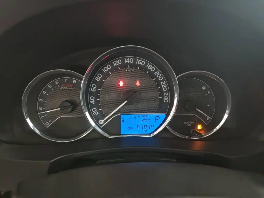 Toyota Corolla — миниатюра 12
