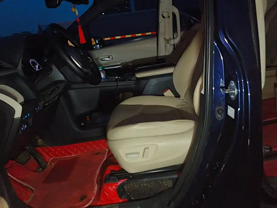 Toyota Sienna 2021 2.5L Luxury