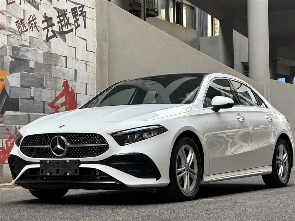 MERCEDES-BENZ A CLASS