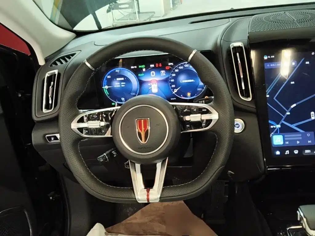 Hongqi Hongqi HS3 PHEV — миниатюра 11