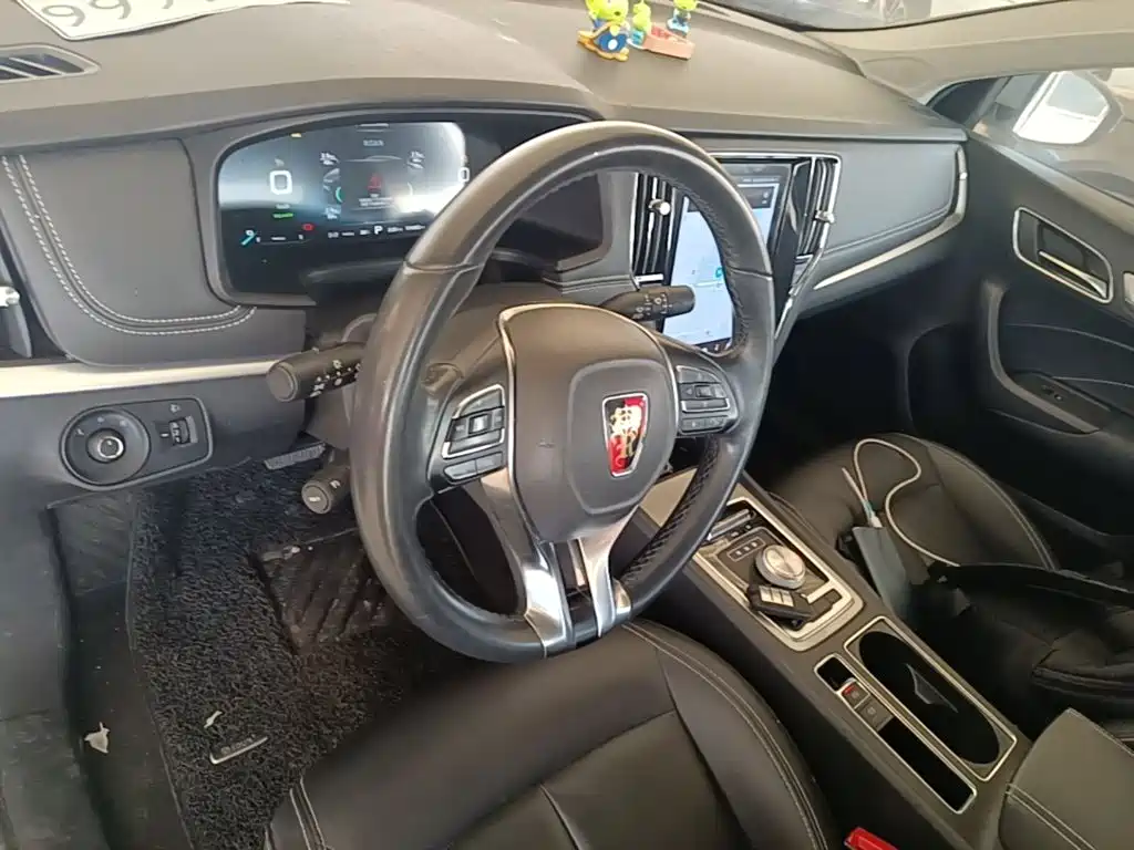 Roewe i6 New Energy — миниатюра 11