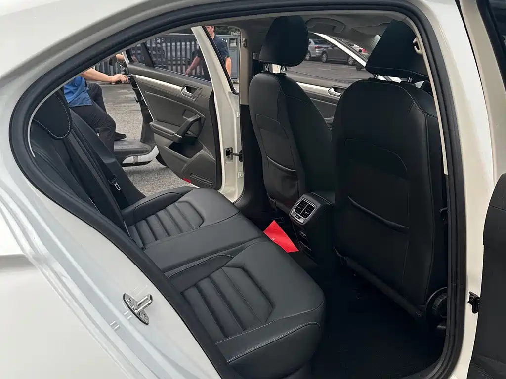 Volkswagen Lamando — миниатюра 11