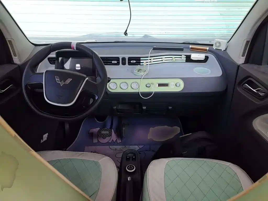 Wuling MINIEV — миниатюра 10