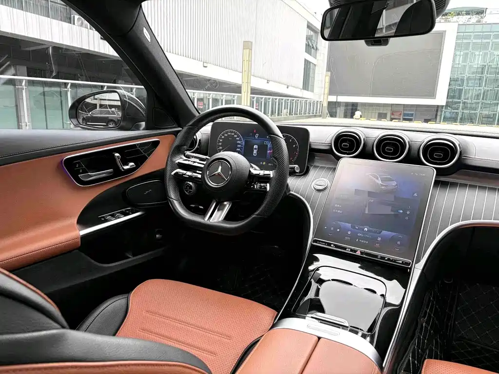 Mercedes-Benz C-Class — миниатюра 7